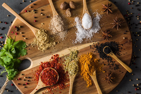 Welke traditionele kruiden uit de Balkan moet ik proberen?